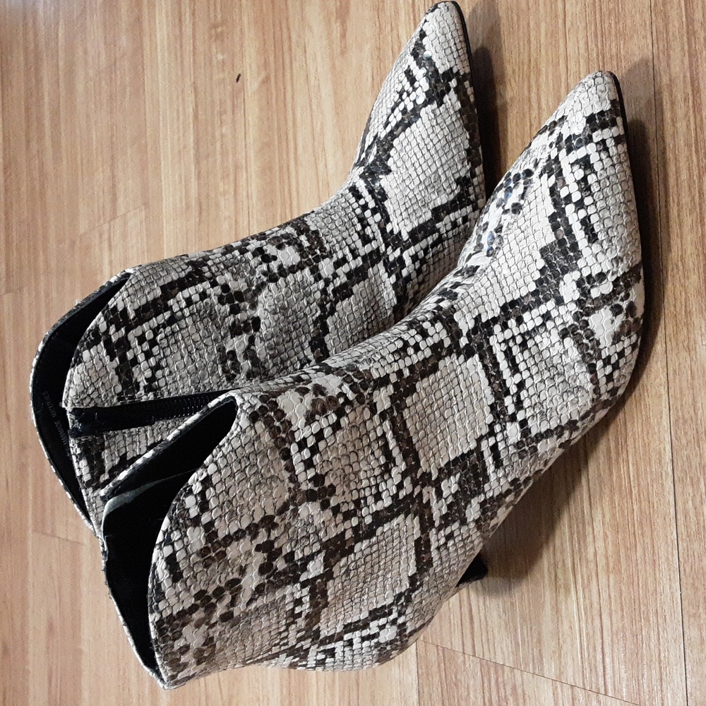 ❤❤❤WORTHINGTON BOOTS SIZE 6❤❤❤